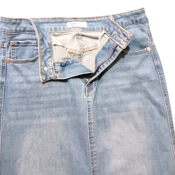 OAT NY Light Wash Denim Pencil Skirt EUC $98 Retail - Picture 6 of 10
